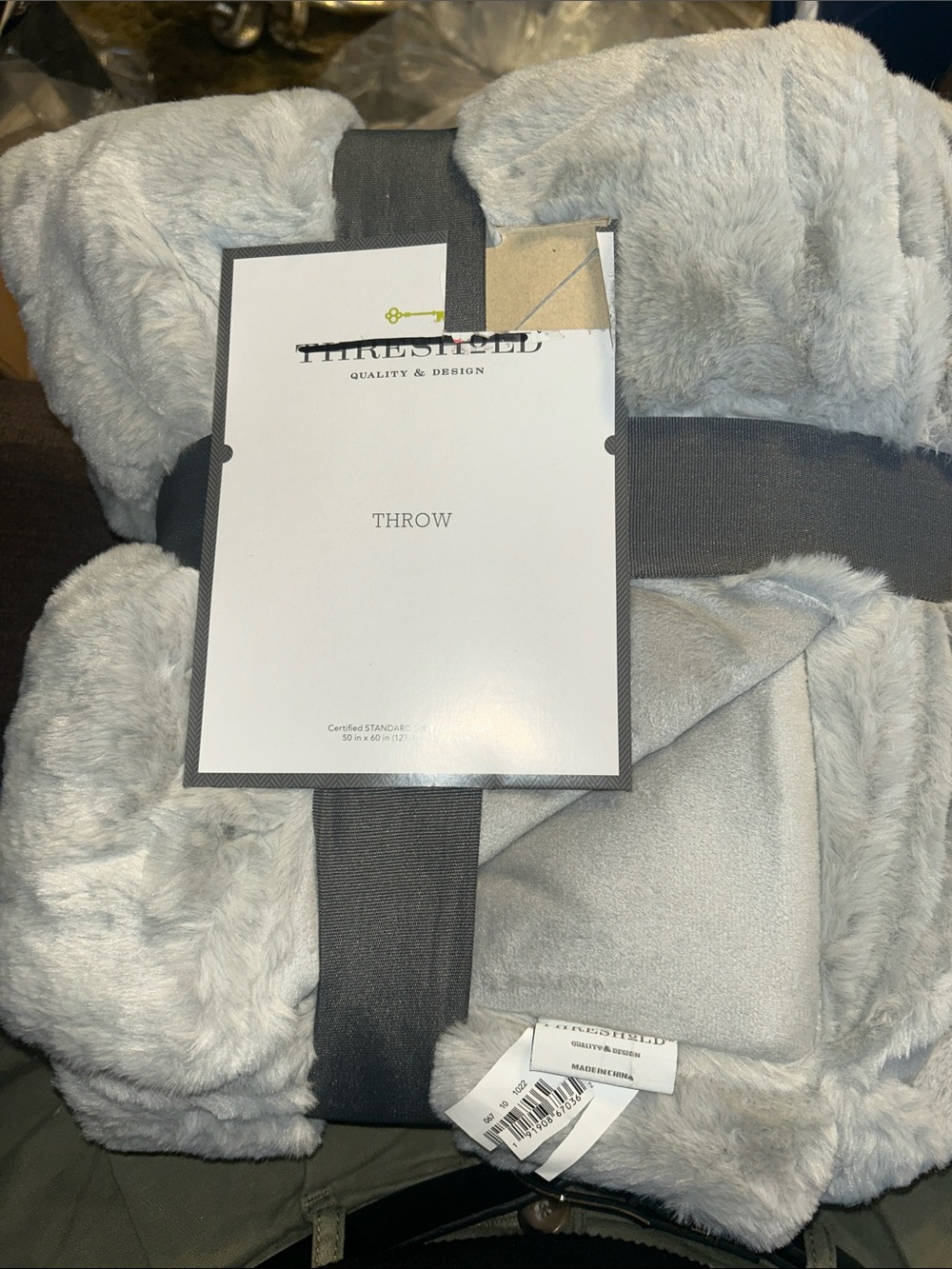 NWT Threshold Plush Throw Blanket - Light Gray Faux Fur 50x60